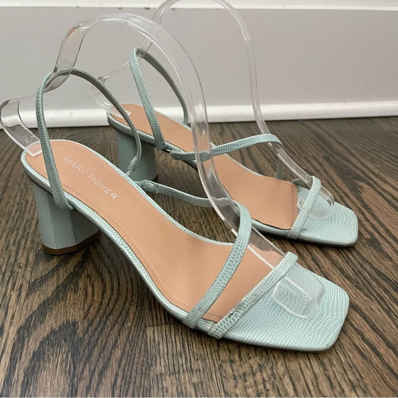 Marc Fisher Aliana Light Green Lizard-Embossed Strappy High Heel Sandals size 8 - Picture 2 of 9